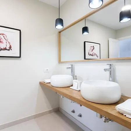 Sunrise On The Ocean Апартаменты *