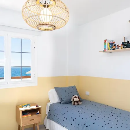 Sunrise On The Ocean * Candelaria