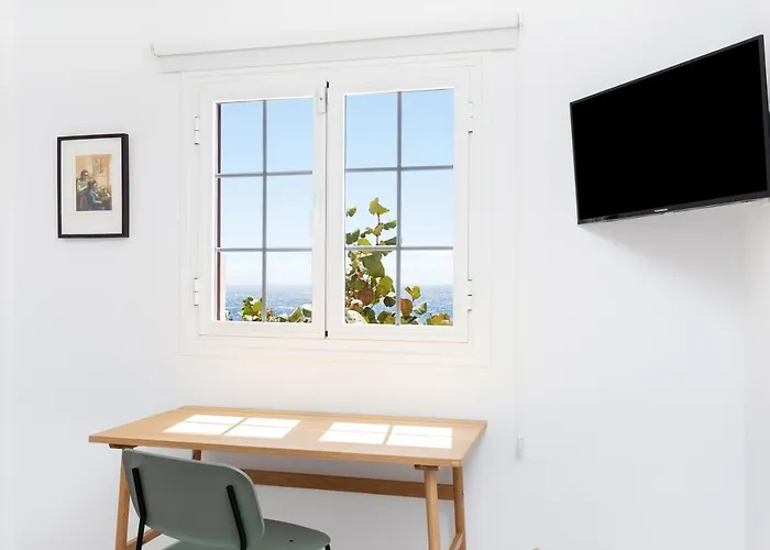 Sunrise On The Ocean كانديلاريا