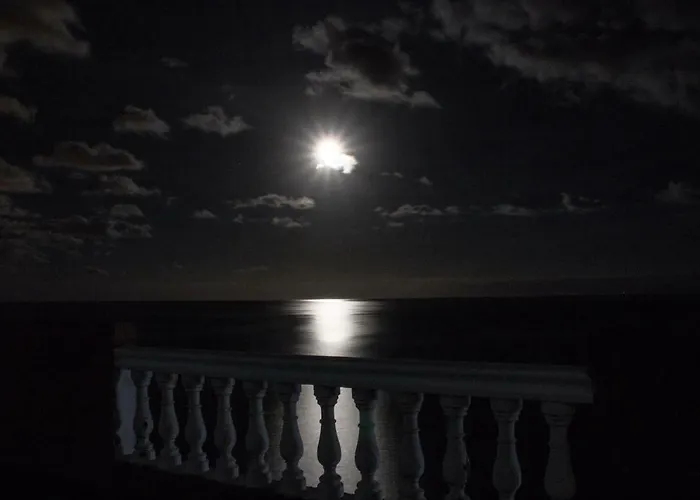 Sunrise On The Ocean Apartamento