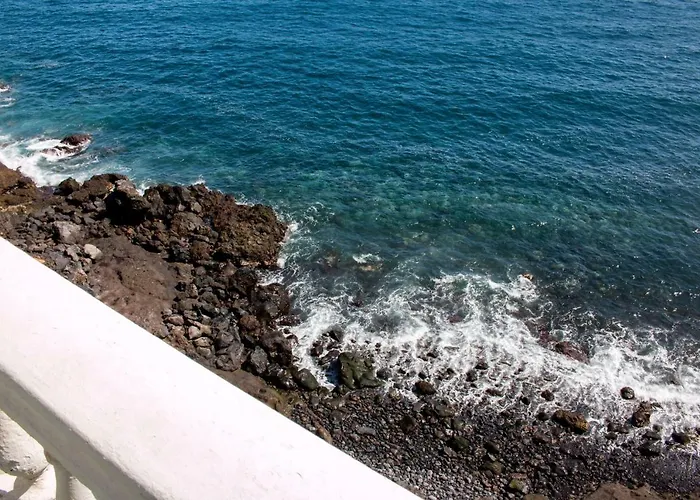 Apartment Sunrise On The Ocean