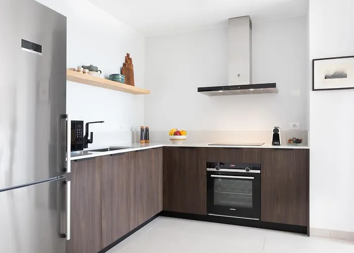 Sunrise On The Ocean Apartment