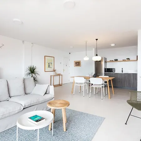 דירה Sunrise On The Ocean *